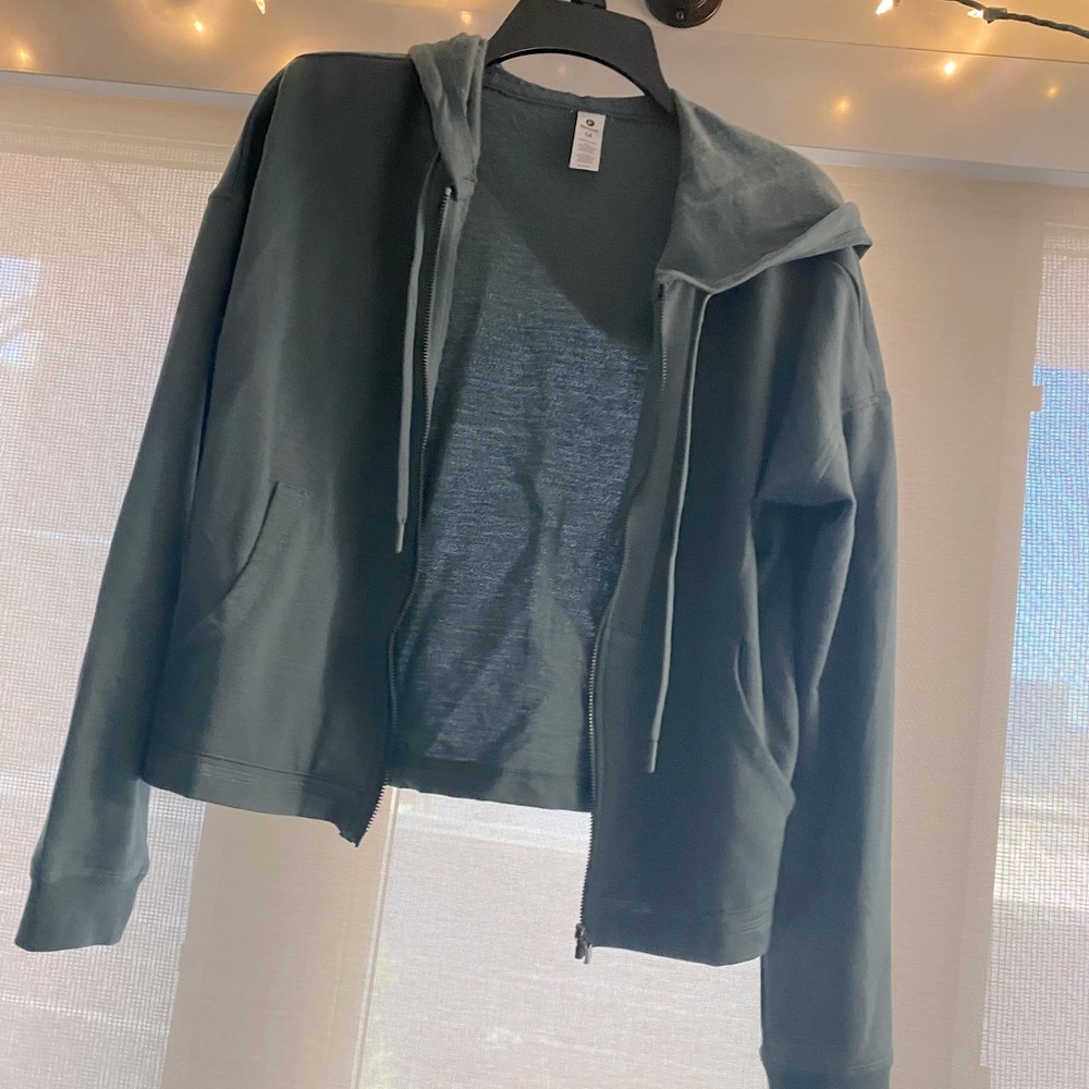 90 Degree Cropped Gym Turquoise Zip Up